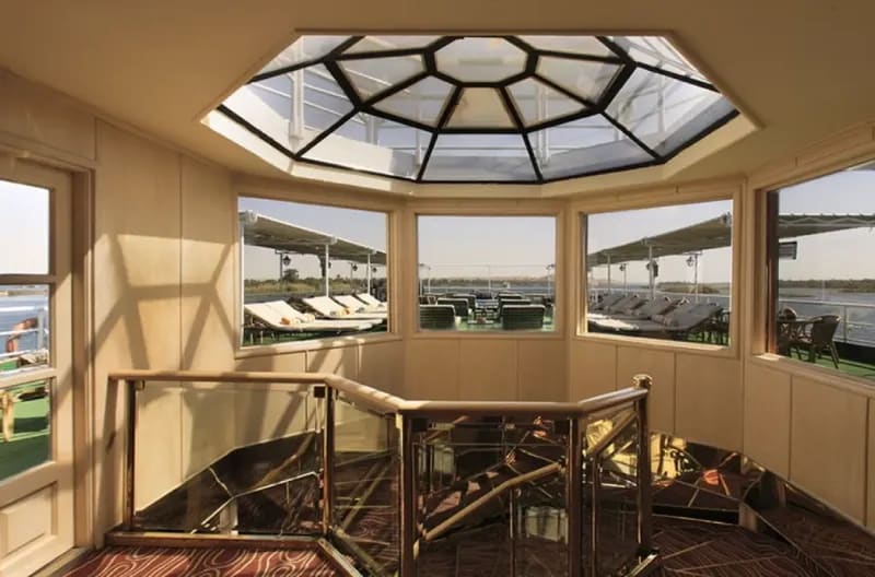 JAZ Imperial Lounge Bar | Egypt For Travel